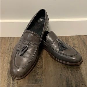 Johnston & Murphy sz 8.5 gray Bryson Tassle Loafer